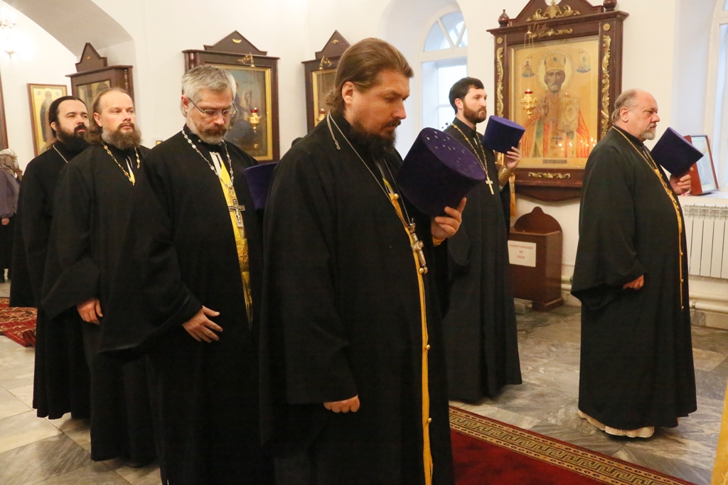 Литургия в Свято-Предтеченском храме при Саранской Духовной Семинарии